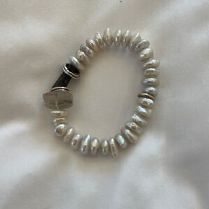 Elegant Pearl Bracelet